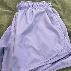 Nike tempo short size large